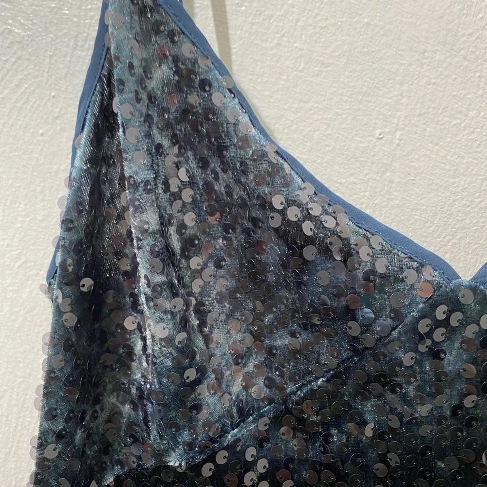 NWT ZARA  Glam Blue maximalist mini sequins dress w/spaghetti straps.Size L. - Picture 5 of 11